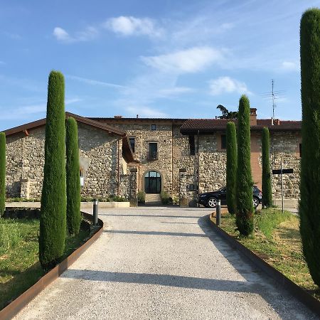 Podere Castel Merlo Resort Villongo SantʼAlessandro Eksteriør billede